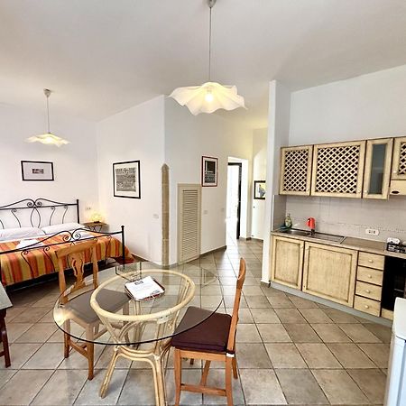 غالّيبولي Kallistos Suites & Apartments المظهر الخارجي الصورة
