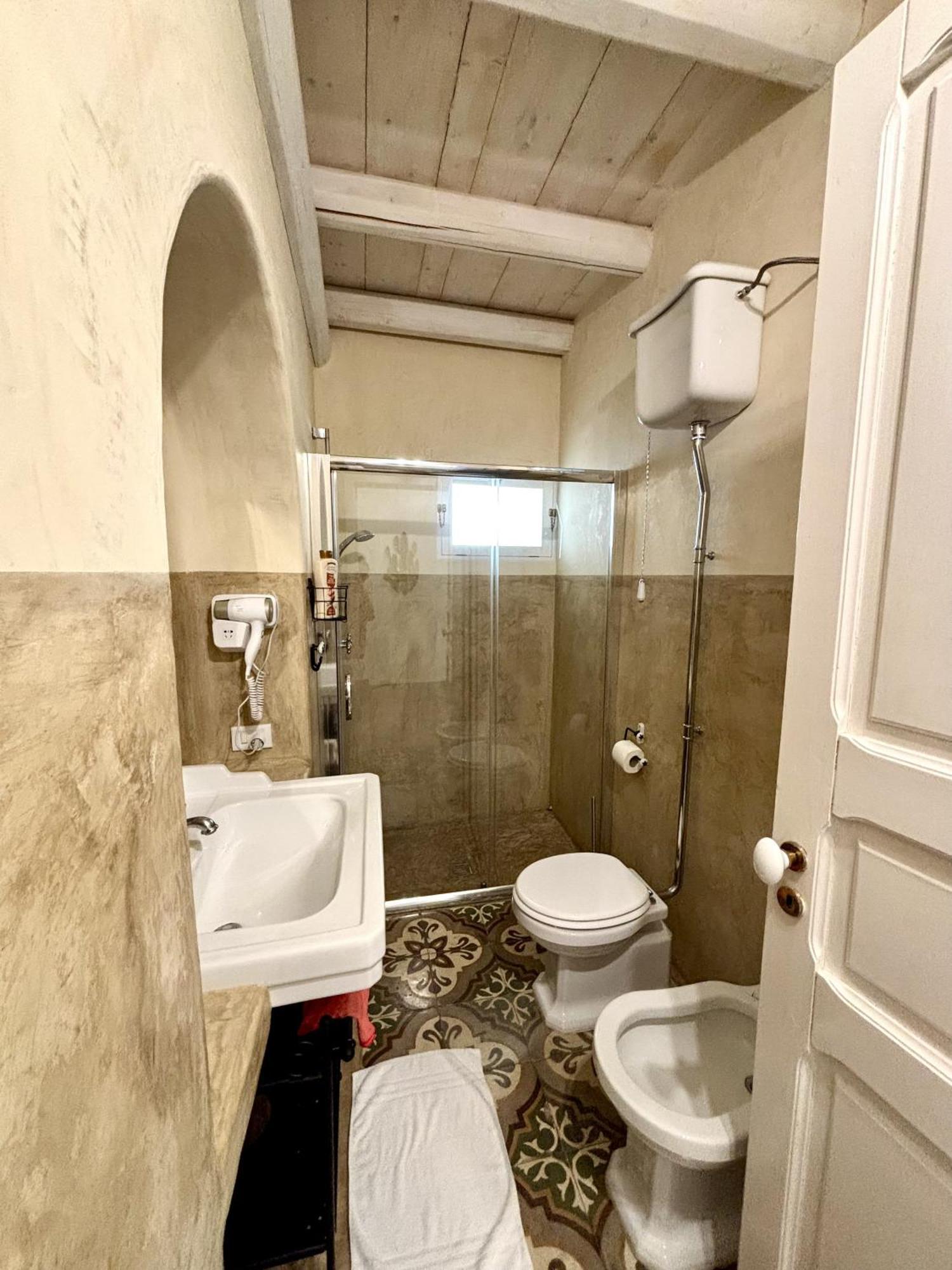 غالّيبولي Kallistos Suites & Apartments المظهر الخارجي الصورة