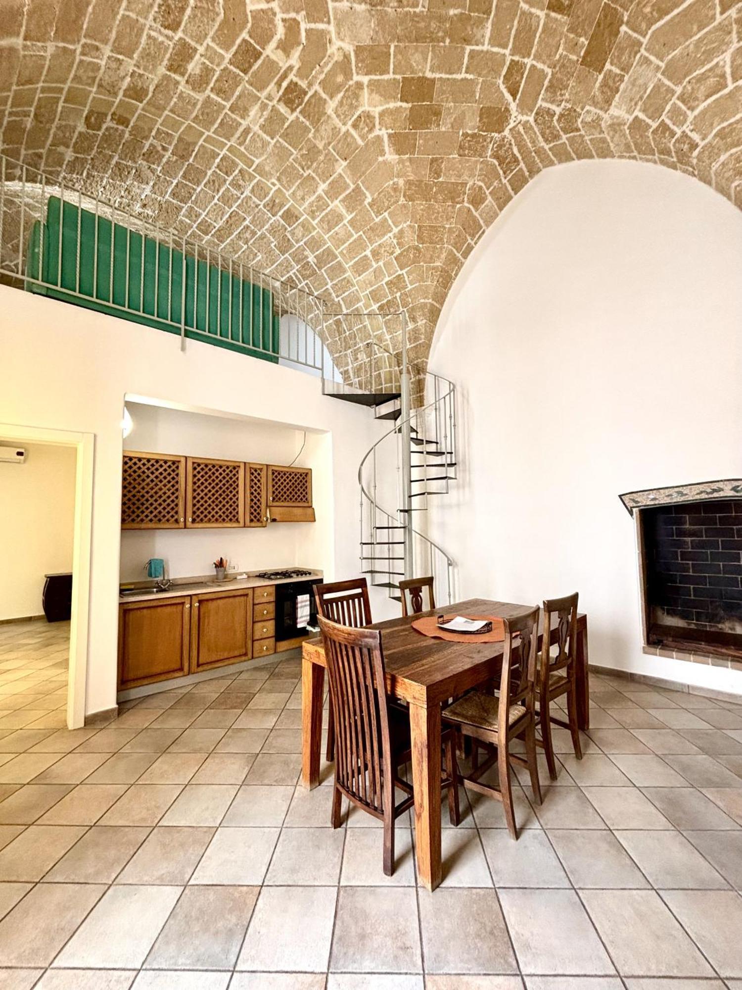 غالّيبولي Kallistos Suites & Apartments المظهر الخارجي الصورة
